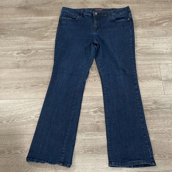 Tommy Hilfiger Classic Boot Dark Wash Denim Jeans 16R - Picture 7 of 13